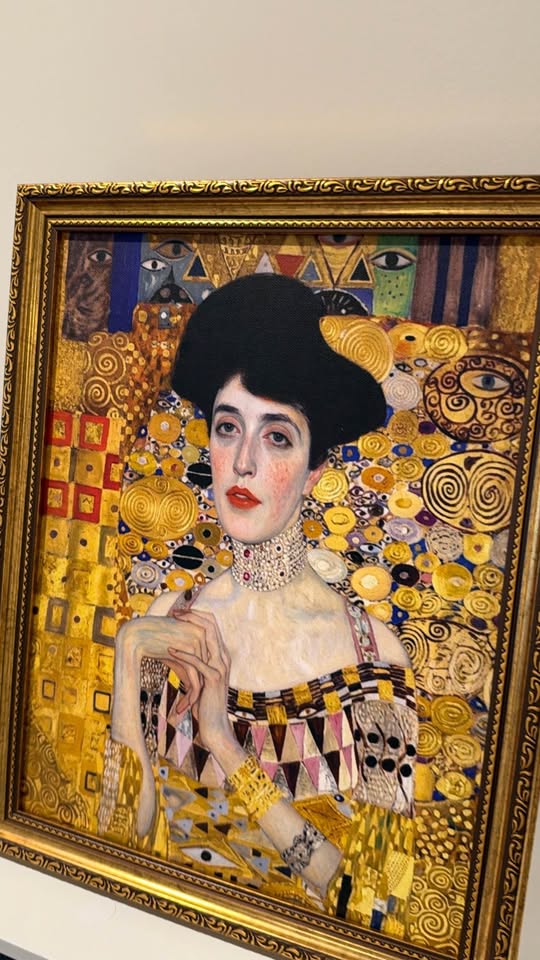 Gustav Klimt — Woman in Gold Framed Print (11×14)